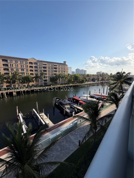 Condo for sale at Artech 325