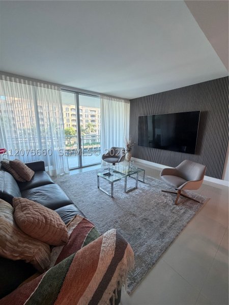 Condo for sale at Artech 325