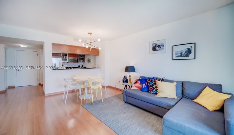 Apartment for rent at 1800 Club 2108