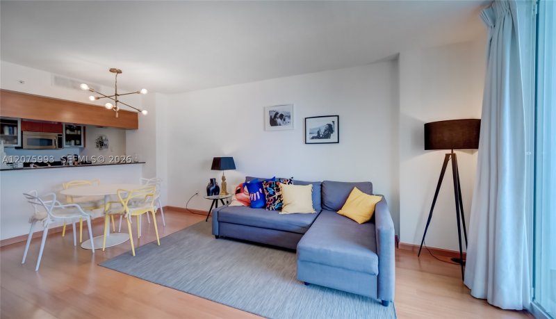 Apartment for rent at 1800 Club 2108