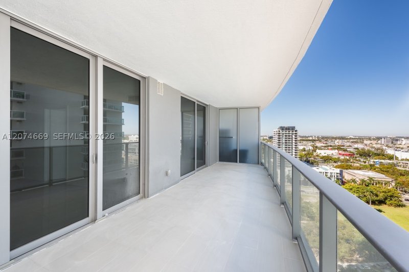 Condo for sale at Aria on The Bay 1907