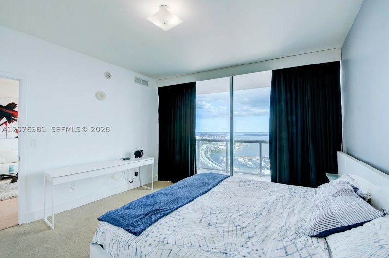 Comprar apartamento en Marina Blue 4007