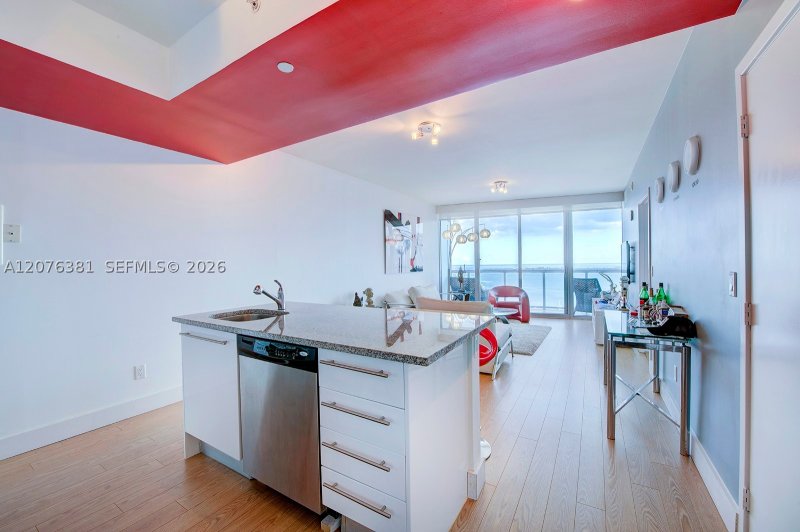 Comprar apartamento en Marina Blue 4007