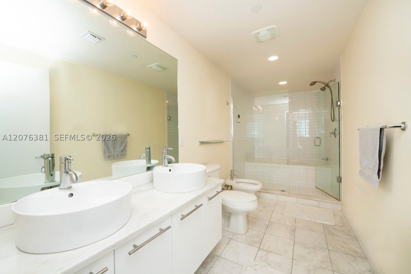 Comprar apartamento en Marina Blue 4007