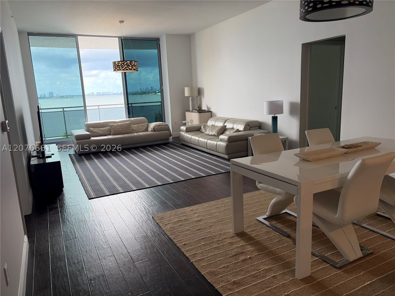 Aluguel de apartamento no The Lexi 807