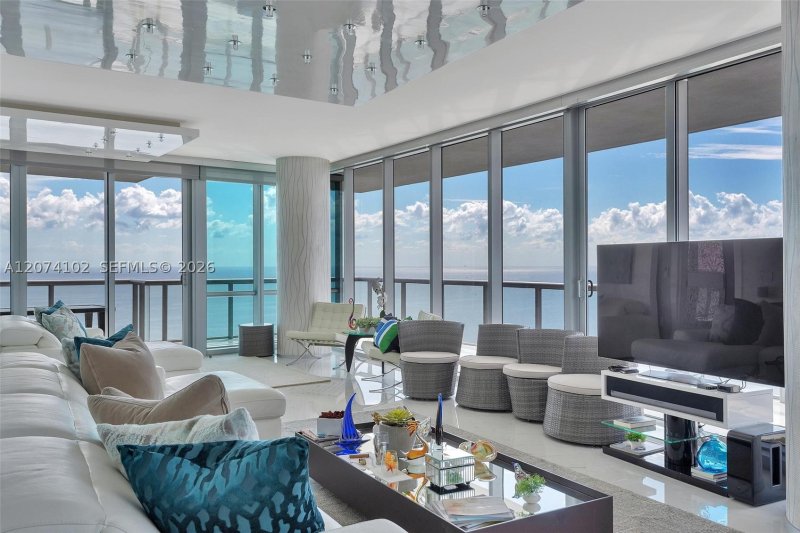 Alquiler de apartamento en Jade Ocean 4201