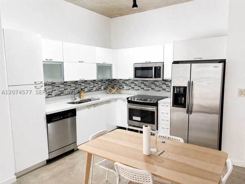 Property photo # 2