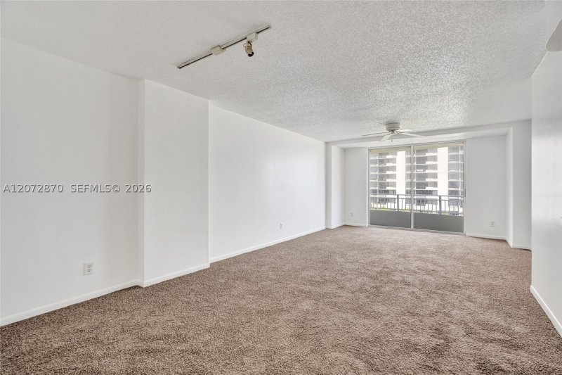 Isola Brickell Key Apt #709