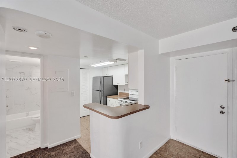 Alquiler de apartamento en Isola Brickell Key 709