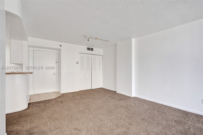 Alquiler de apartamento en Isola Brickell Key 709
