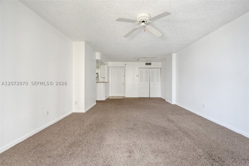Alquiler de apartamento en Isola Brickell Key 709