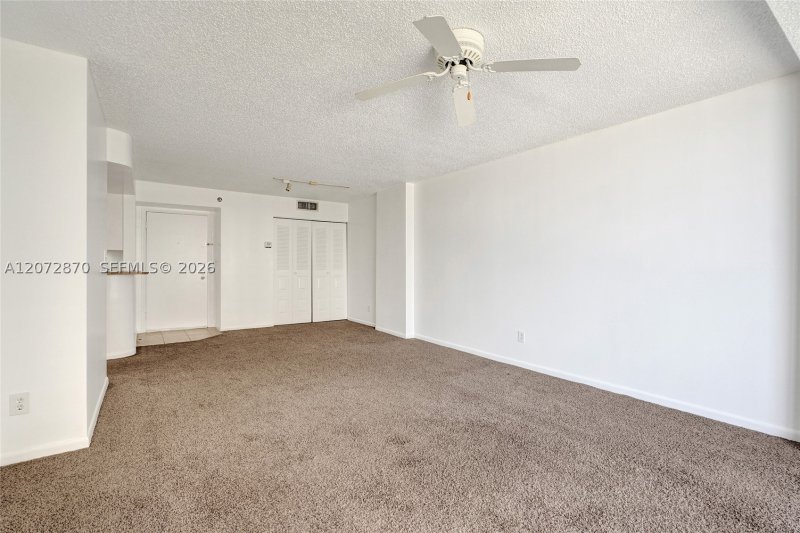 Alquiler de apartamento en Isola Brickell Key 709