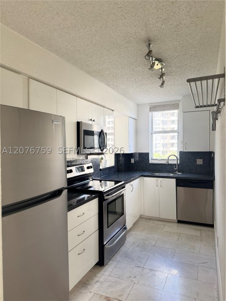 Comprar apartamento no Isola Brickell Key 601