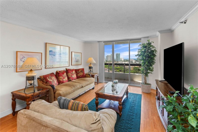 Comprar apartamento no Mystic Pointe 600 1911