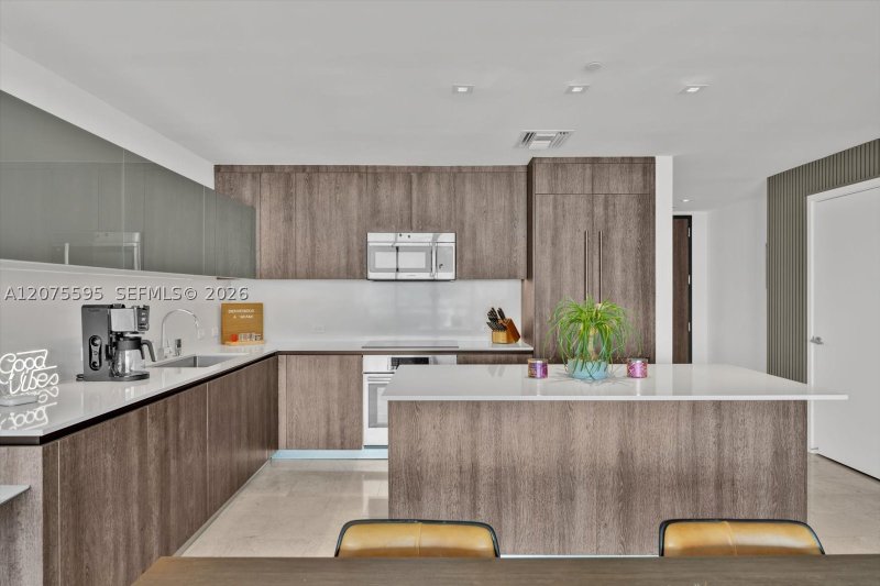 Comprar apartamento no Brickell City Centre Rise 2204