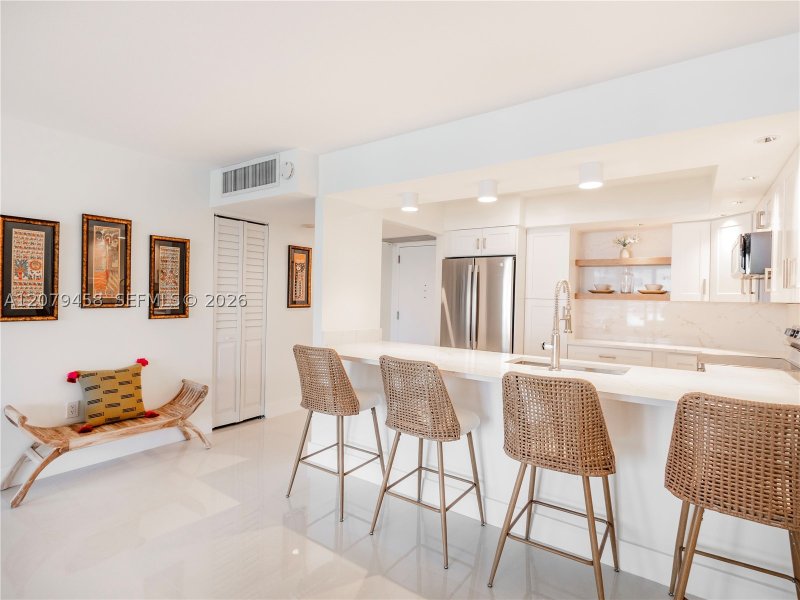 Arlen Beach Apt #307