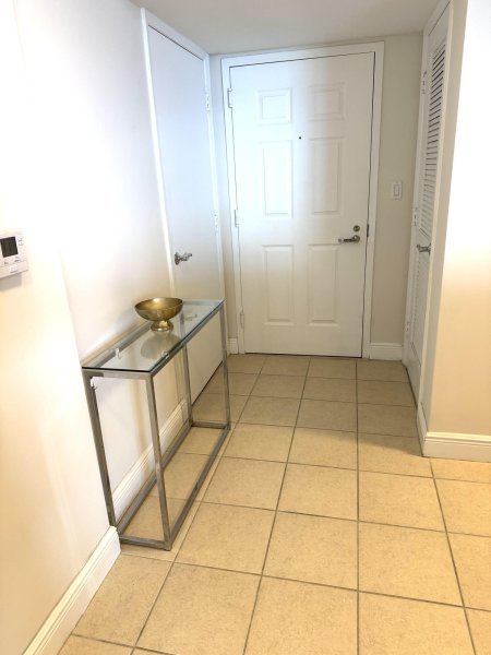 Alquiler de apartamento en La Perla 2410
