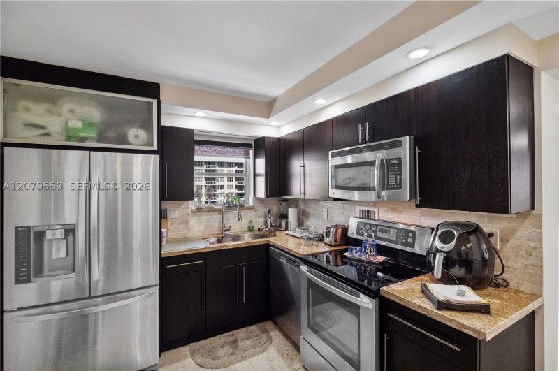 Alquiler de apartamento en Oceanside Plaza 14B