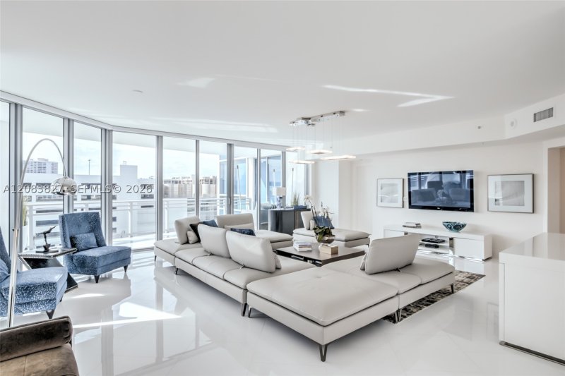 Apartment for rent at Diplomat Residences 705
