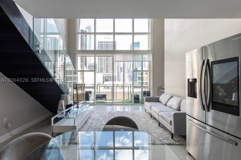 Vizcayne South Tower Apt #416