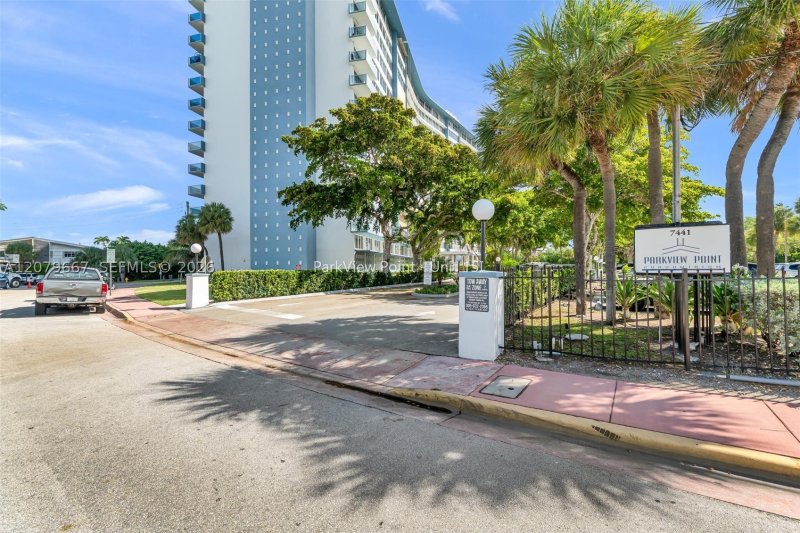 Parkview Point Apt #15I