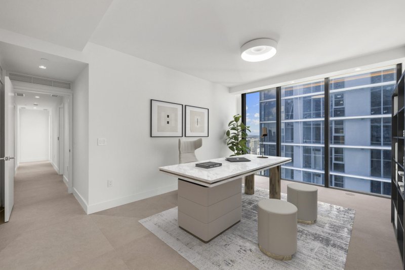 Aluguel de apartamento no Aria Reserve Miami 4601
