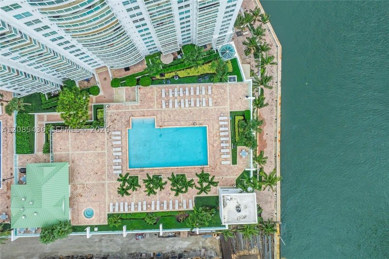 Condo for sale at Brickell on the River North 2808