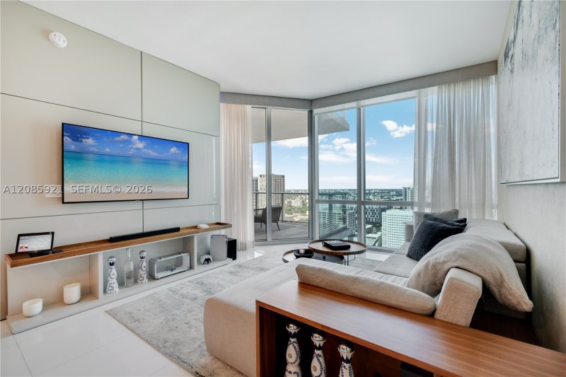 Alquiler de apartamento en Paramount Miami WorldCenter 3408