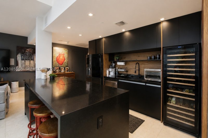 Comprar apartamento en Avenue on Brickell 1050 Tower 222