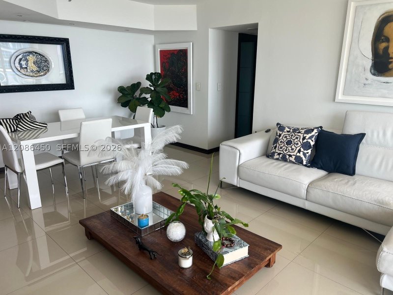 Comprar apartamento en Grandview 1606