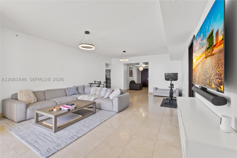 Condo for sale at Sayan 2101
