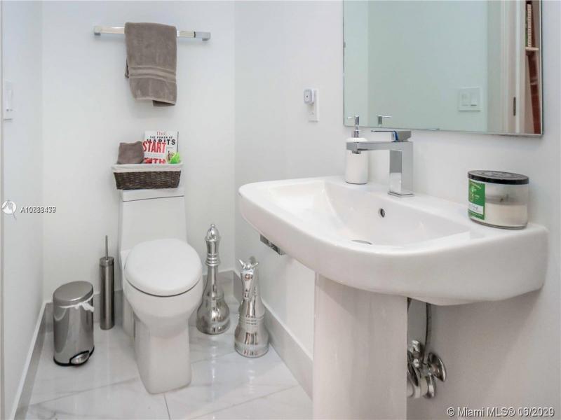 Property photo # 9