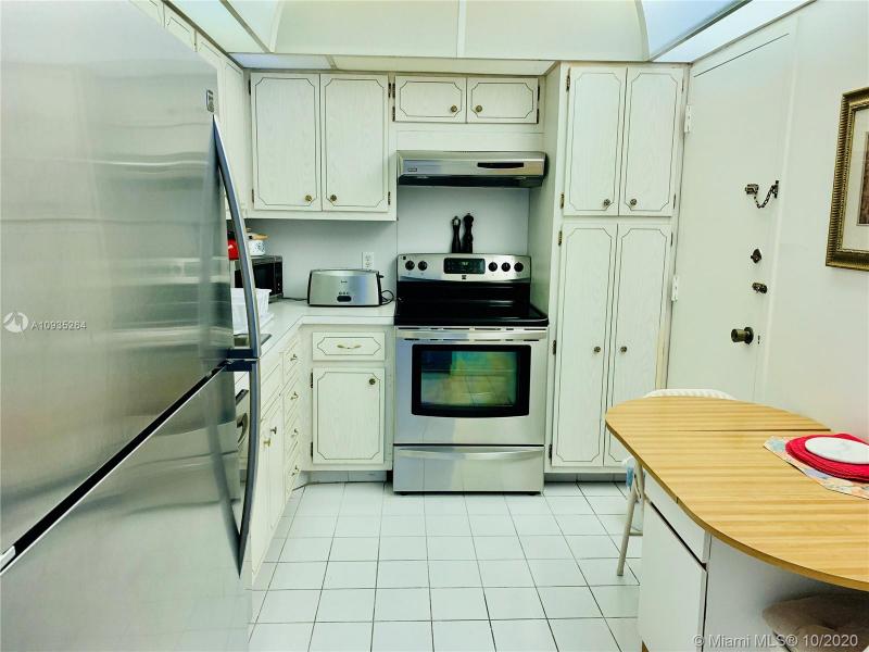 Property photo # 4