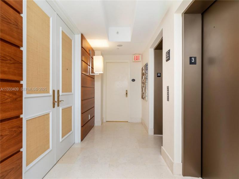 Comprar apartamento no Beacon Harbour 302
