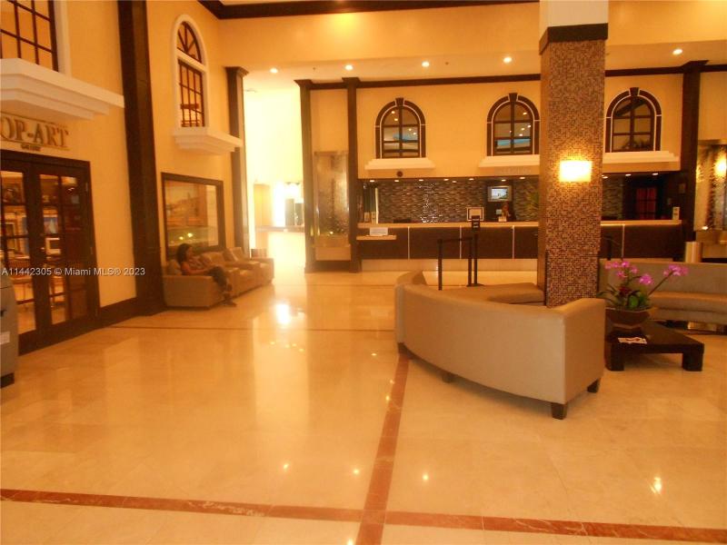 Condo for sale at Aventura Beach Club 637