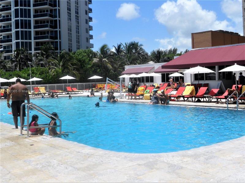 Condo for sale at Aventura Beach Club 637