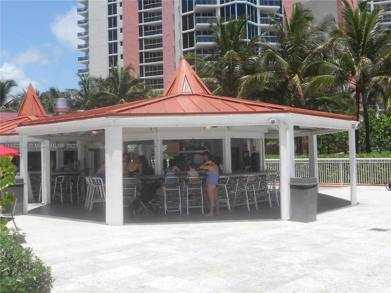 Condo for sale at Aventura Beach Club 637