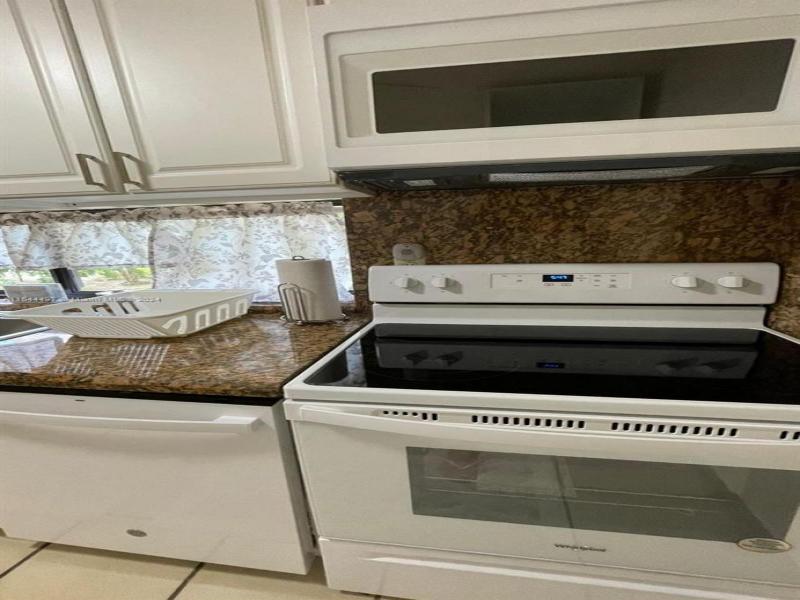 Comprar apartamento en Plaza of the Americas 318