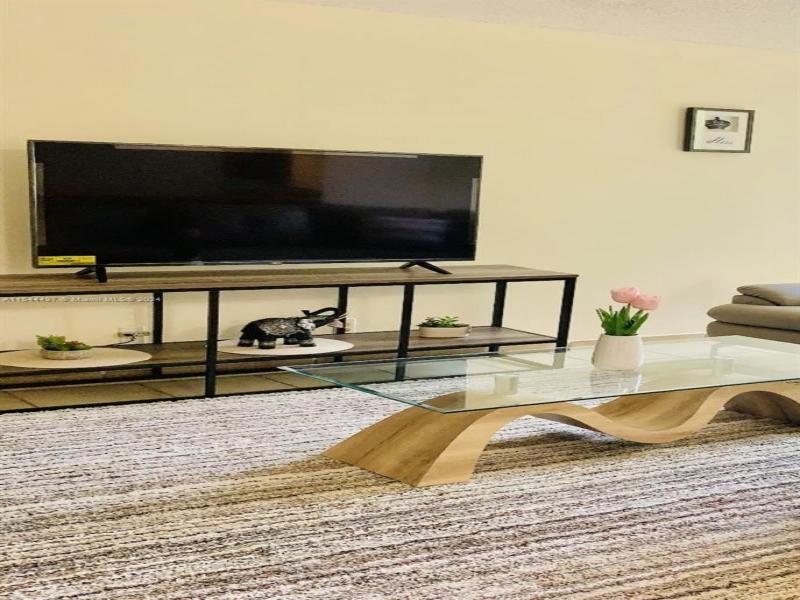 Comprar apartamento en Plaza of the Americas 318