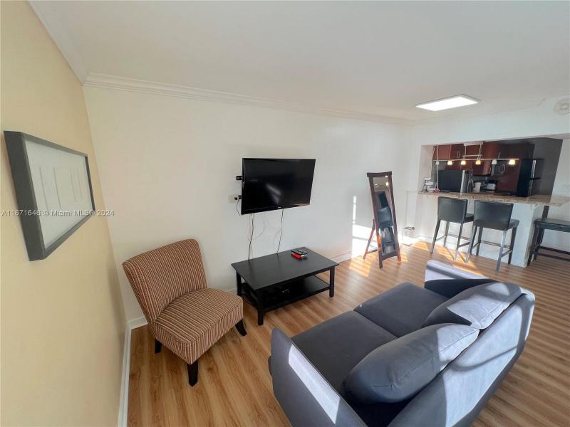 Property photo # 4