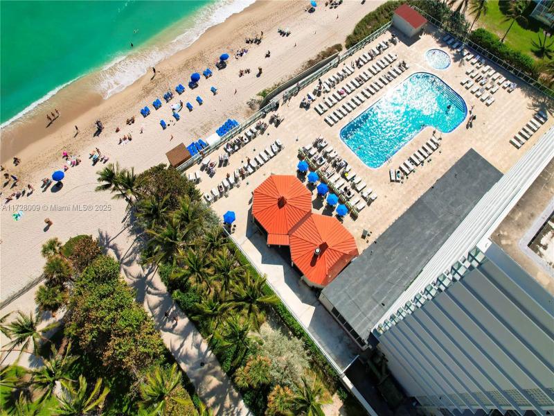 Comprar apartamento en Aventura Beach Club 1141