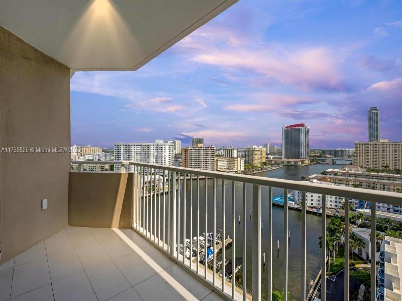 Condo for sale at The Hemispheres 11N