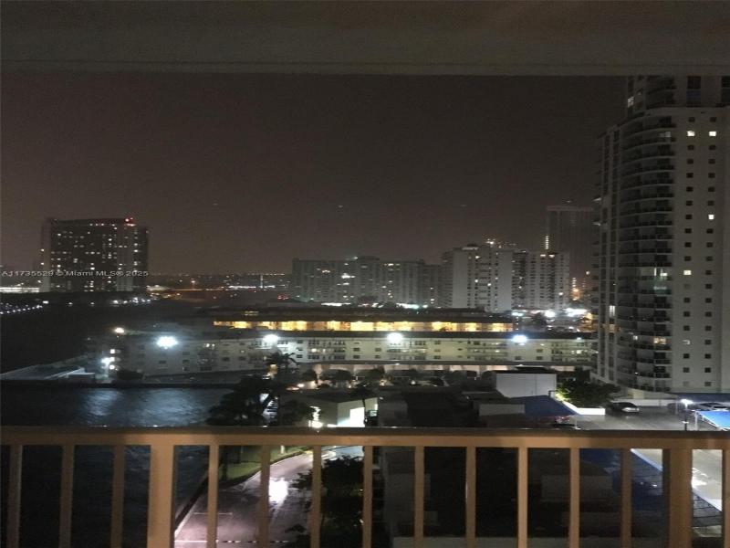 Condo for sale at The Hemispheres 11N