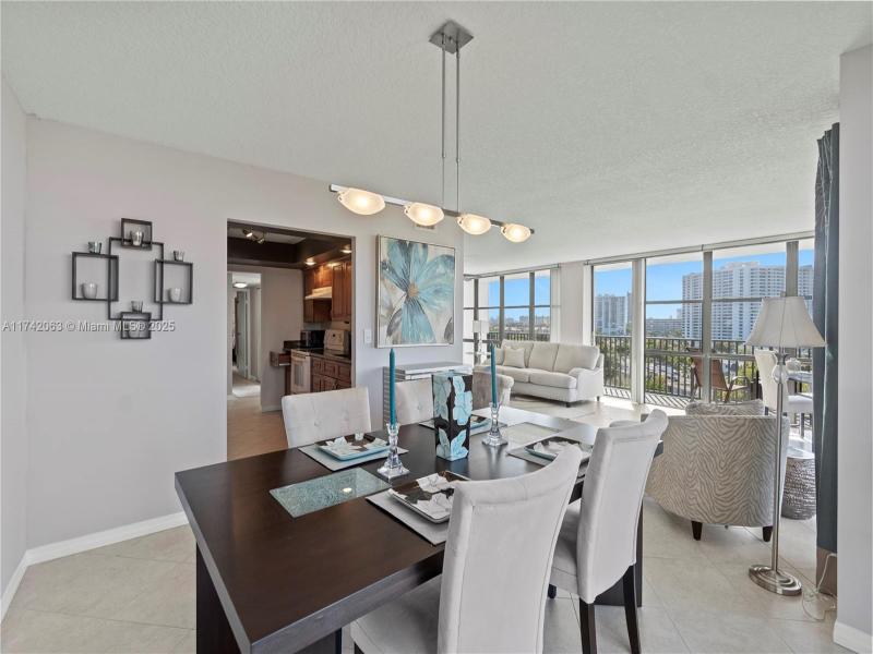 Condo for sale at Oceanview Park 909
