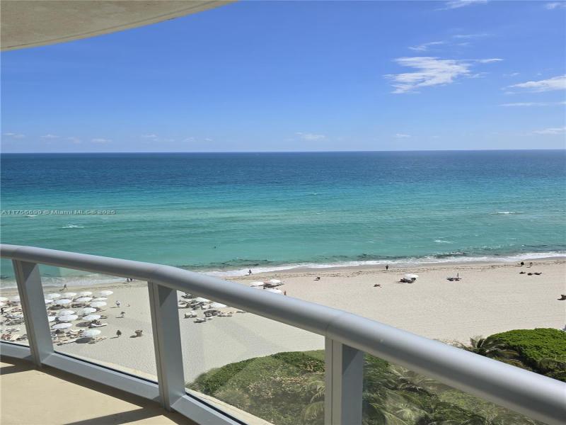 Comprar apartamento en Sole 1402