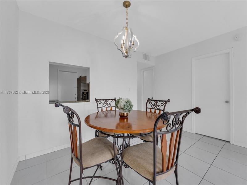 Condo for sale at Imperial Towers 827