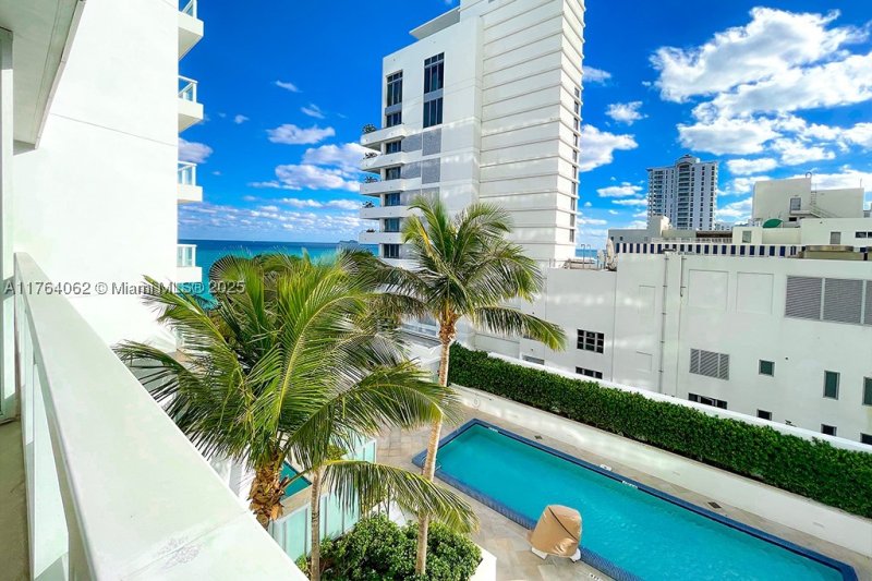 Fontainebleau III Apt #616