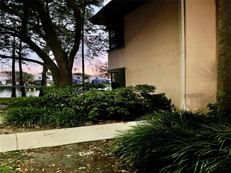 Property photo # 9