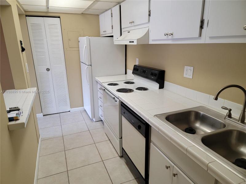 Property photo # 8