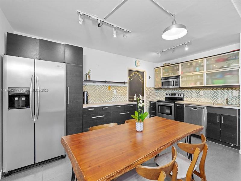 Property photo # 0